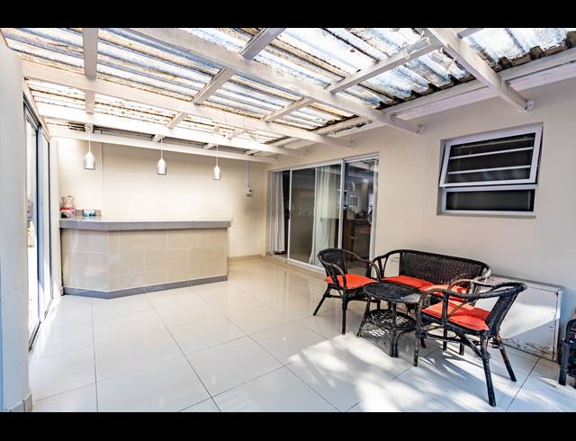 4 BEDROOM FREESTANDING FOR SALE IN BEACON BAY